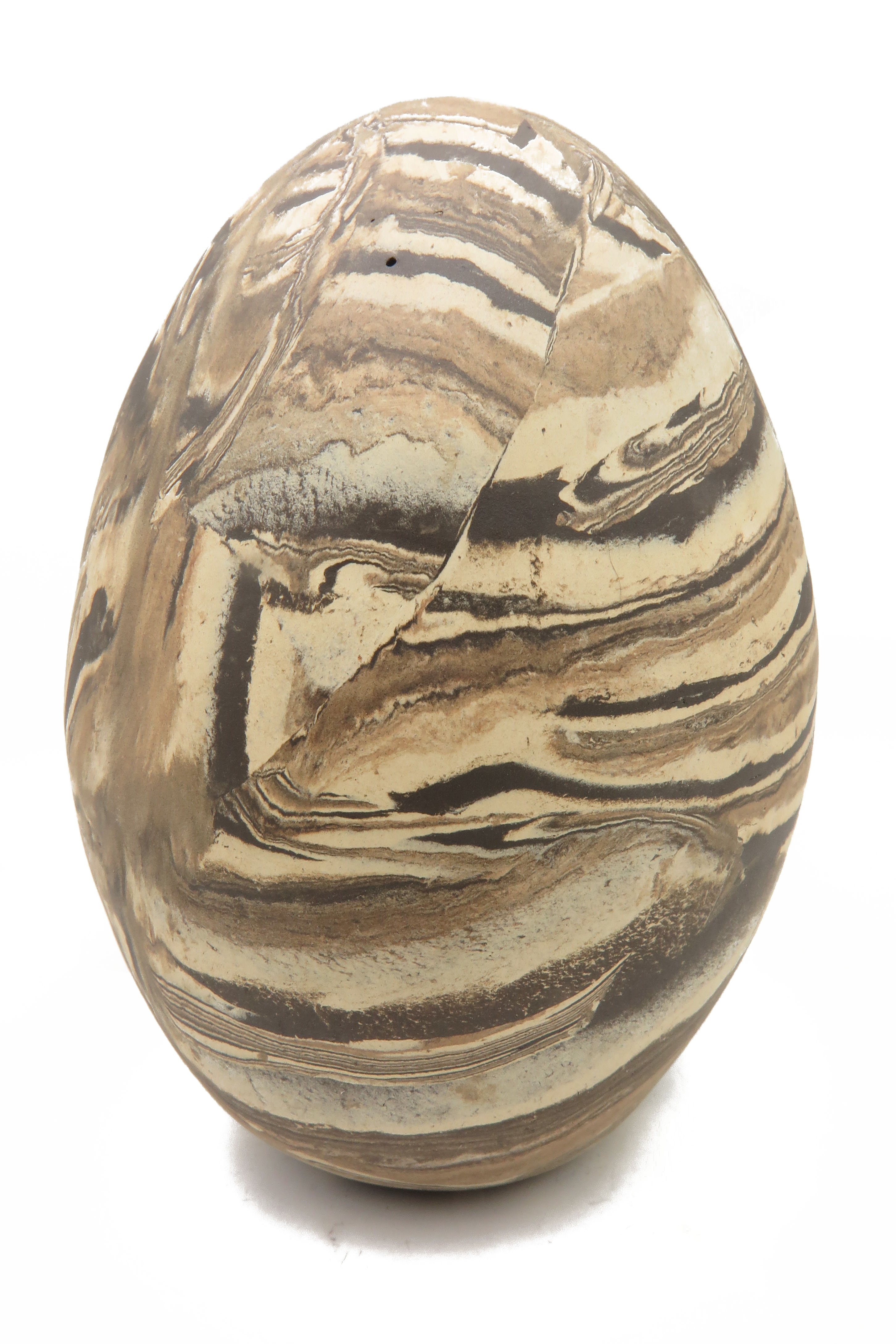  Eier wie aus Stein gehauen/ L 19 cm