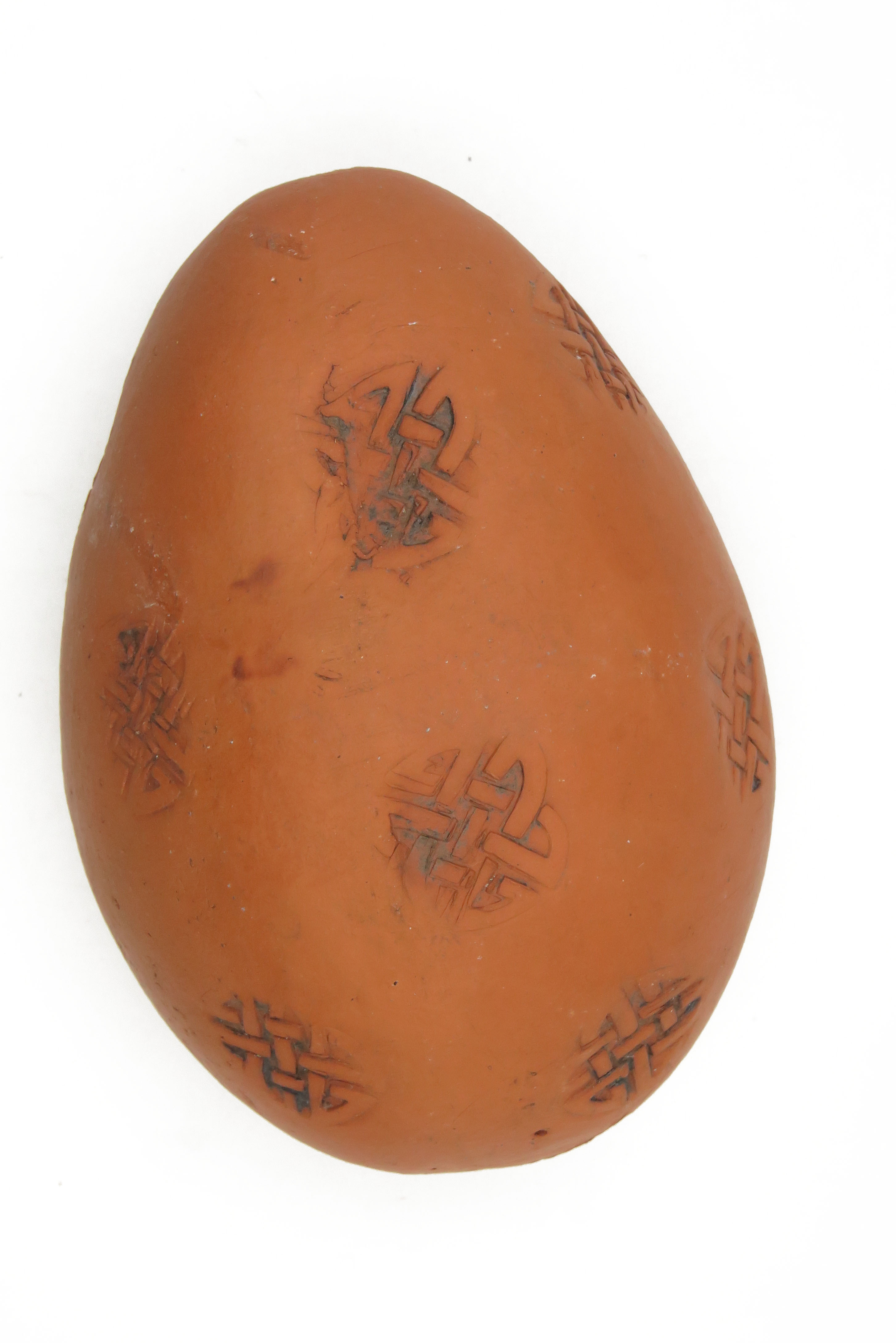 Uriges - Ei mit geprägtem Muster/ M 15 cm