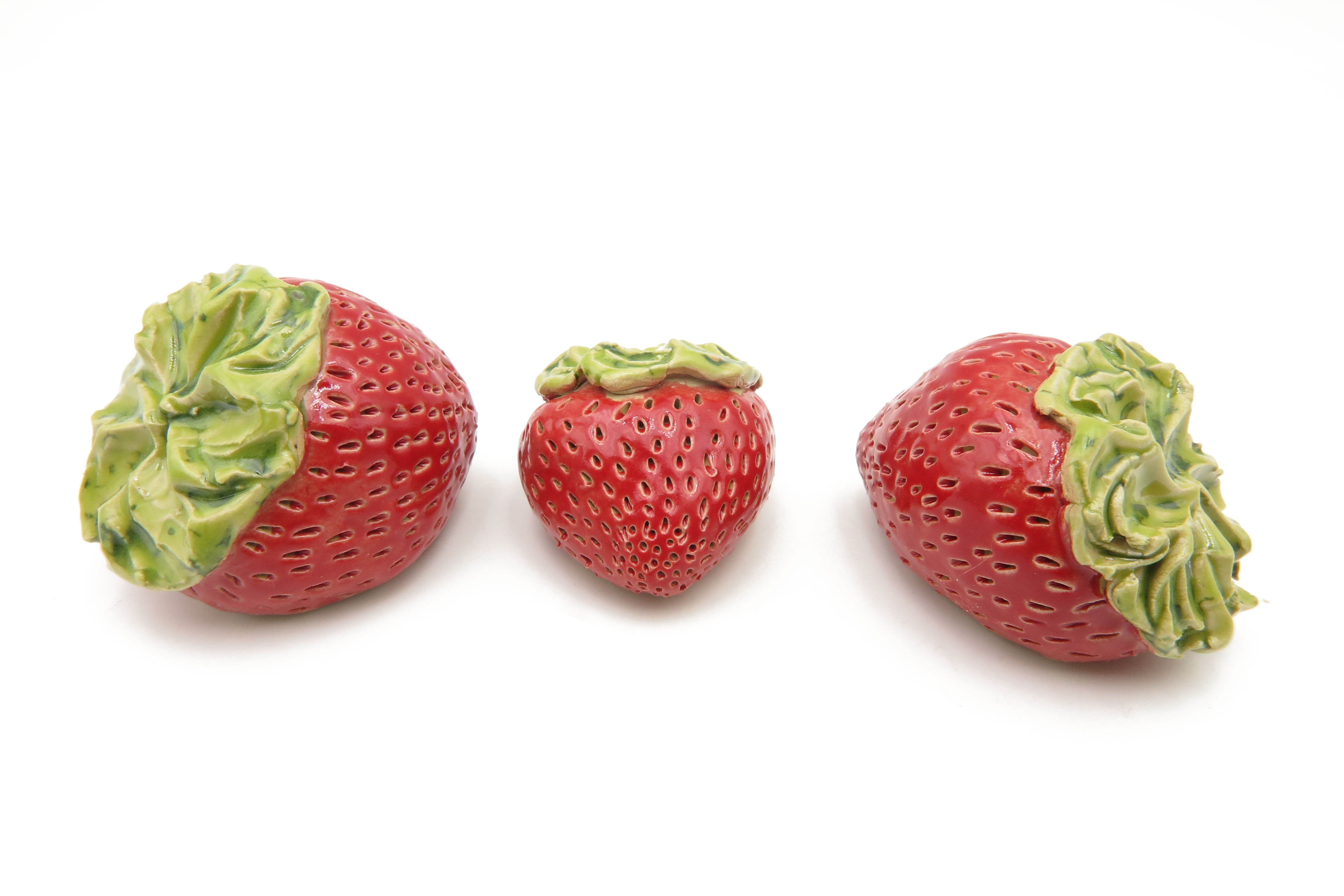 Erdbeeren- Trio mit Spruchpostkarte / S 4 cm